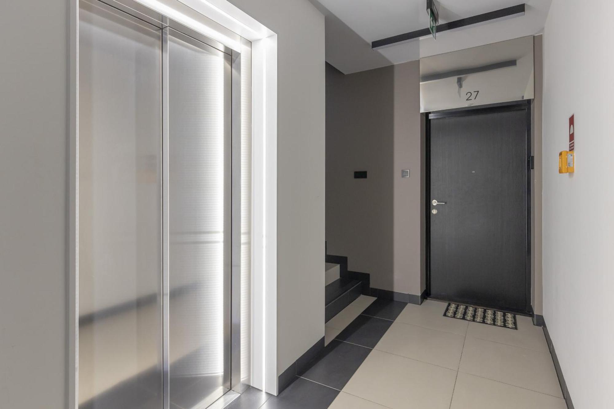 Business Apartment Mokotow By Noclegi Renters ワルシャワ エクステリア 写真